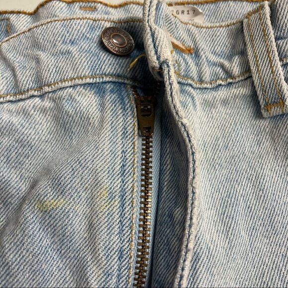 LEVI STRAUSS & CO. VINTAGE Light Washed Jeans 16551-0234 Size 10, USA Made 09/93 - Picture 9 of 13